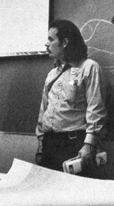 EddiePaulAtNorthropInstOfTechUltralightFlightSeminarJan74ByClaraAllenGSJulySept74.jpg