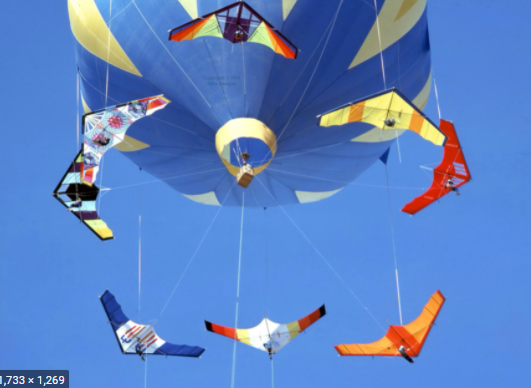 Hang Glider balloon drop.png