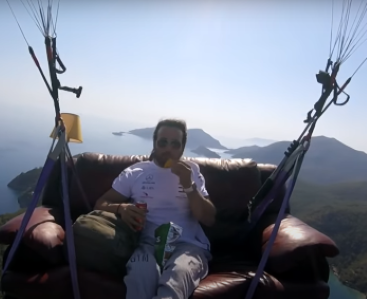 Couch surfing.png