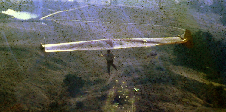 Chuck Hollinger's Swingwing at Escpe Country 1974.jpg