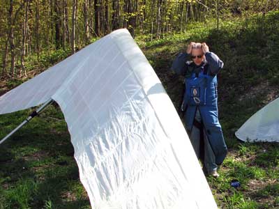 Scott_Wise_contemplating_flight_2011_IMG_2275.jpg