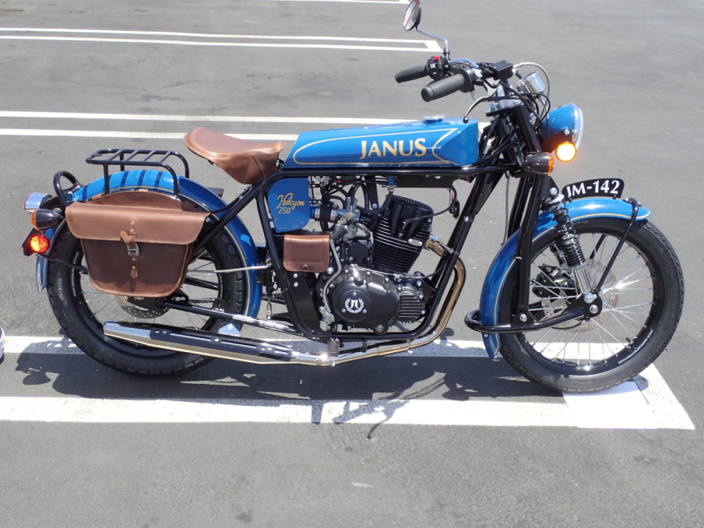 My Janus, Halcyon 250, 1st ride..jpg